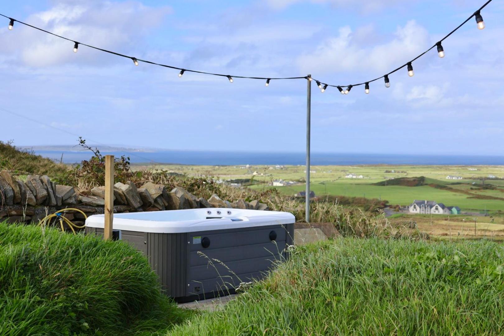 Elfin Cottage Doolin Exteriör bild