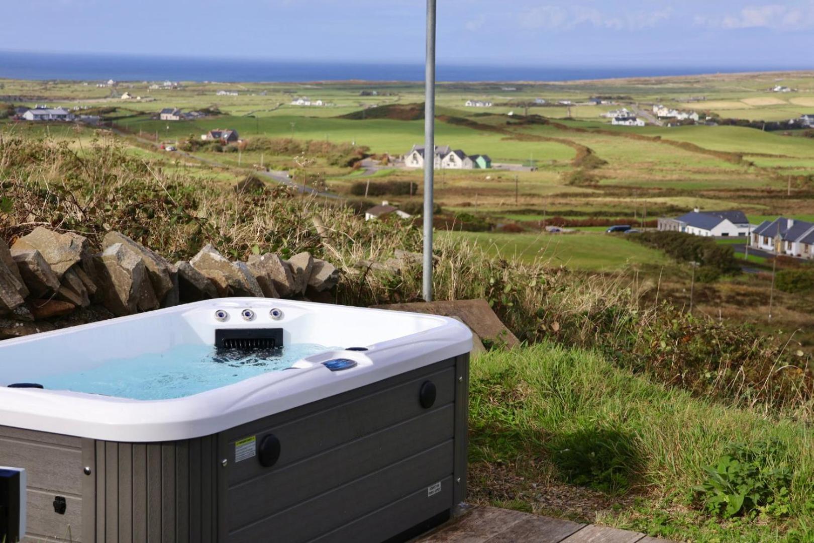 Elfin Cottage Doolin Exteriör bild