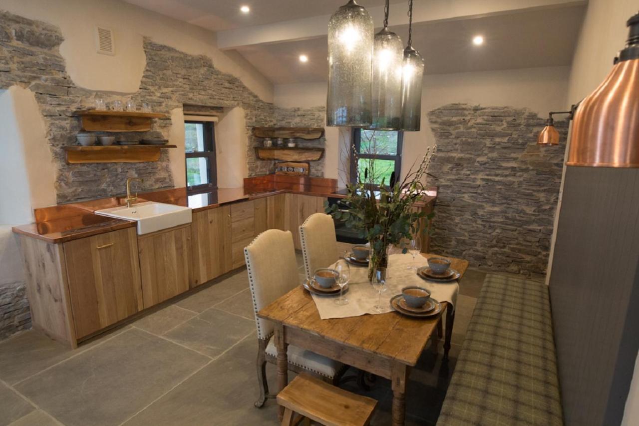Elfin Cottage Doolin Exteriör bild